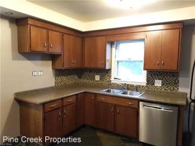 Main picture of 469 Terrace Dr