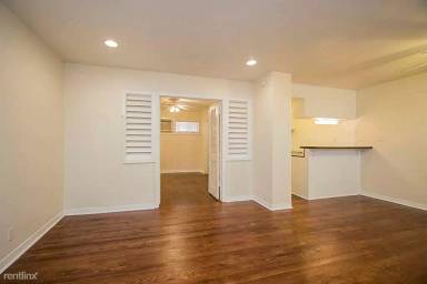 Main picture of 3520 Garrott St