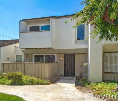 Main picture of 369 Meadow Ct