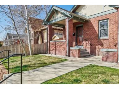 Main picture of 3311 N Clay St