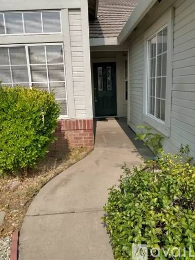 Main picture of 99 Hopfield Dr