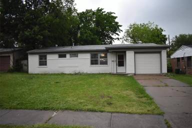 Main picture of 3031 Karla Dr