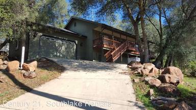 Main picture of 18670 Oak Grove Rd