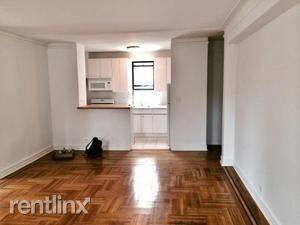Main picture of 111 W 94th St