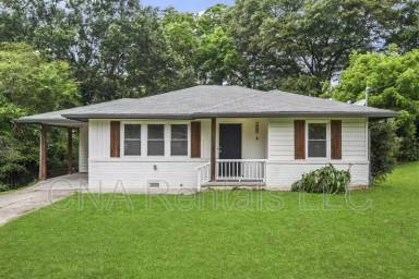 Main picture of 629 Dunton Cir SE