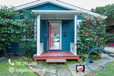 Main picture of 686 W I St
