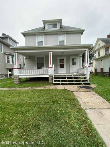 Main picture of 1544 11th Ave