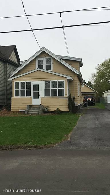 Main picture of 438 Boston St