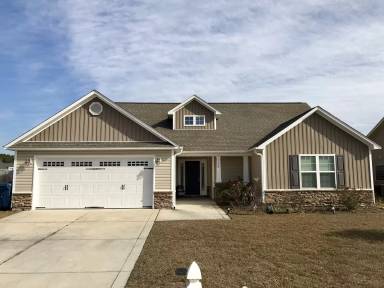 Main picture of 704 Radiant Dr