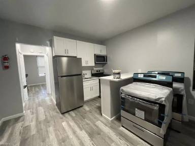 Main picture of 308 60th St