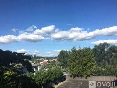 Main picture of 9523 NE 180th St