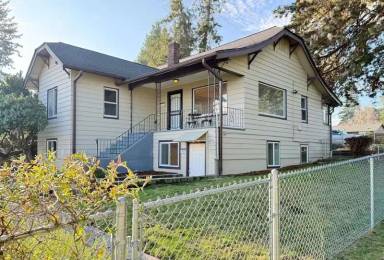 Main picture of 12021 16th Ave S