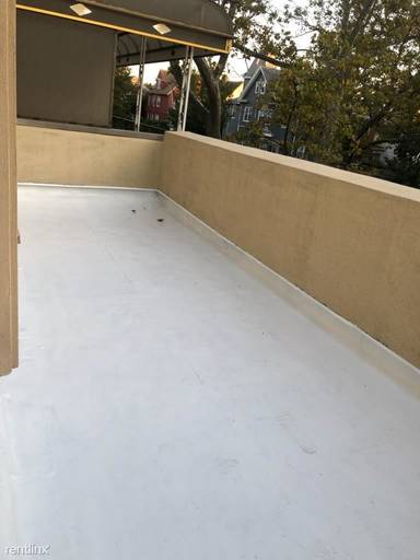 Main picture of 1705 Benson Ave