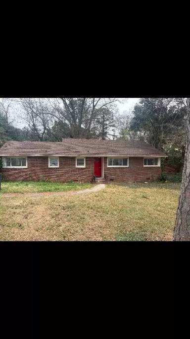 Main picture of 2601 Palm Ave