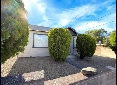 Main picture of 905 Dameron Dr