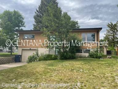 Main picture of 925 Avenue B NW