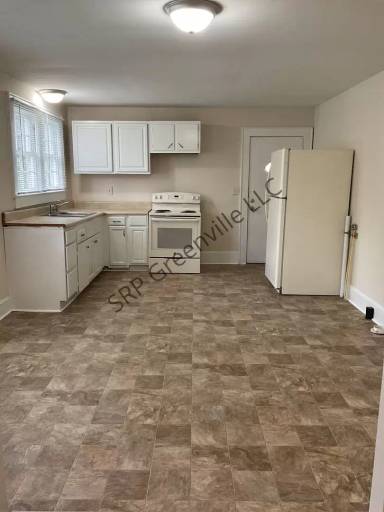 Main picture of 15 Athelone Ave