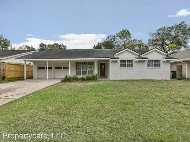 Main picture of 8723 McAvoy Dr