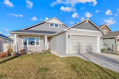 Main picture of 3041 W Pascal Dr