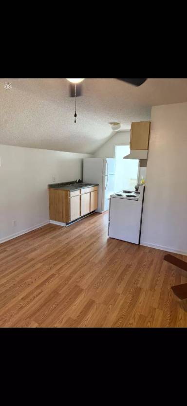 Main picture of 1225 Hibiscus Rd