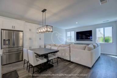 Main picture of 212 Le Bourget Cir