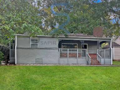 Main picture of 2262 Jernigan Dr SE