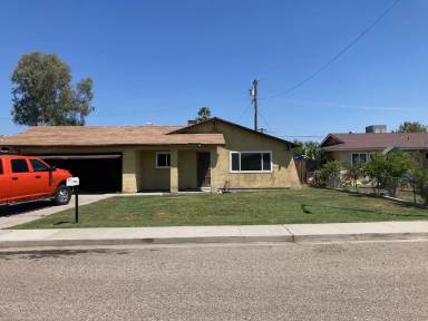 Main picture of 19722 Hemlock Ln