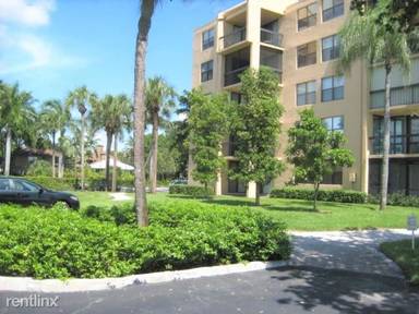 Main picture of Delray Racquet Club Condominiums