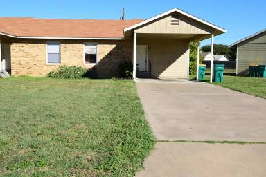 Main picture of 1637 Kelly Dr