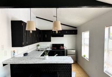 Main picture of 109 E Venus Ln