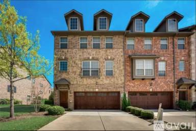 Main picture of 7843 Liverpool Ln
