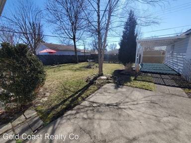 Main picture of 4390 Mozart Ave