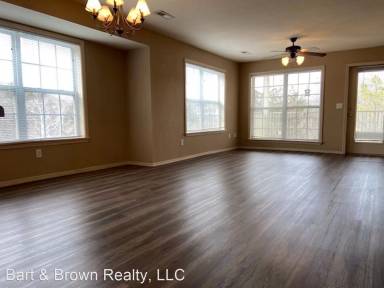 Main picture of 164 Cozy Ct