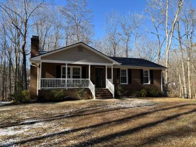 Main picture of 6229 Guess Rd