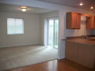 Main picture of 2417 Farnum St