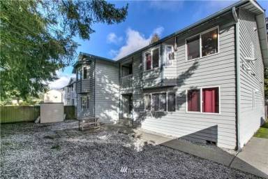 Main picture of 7611 Ridgewood Dr