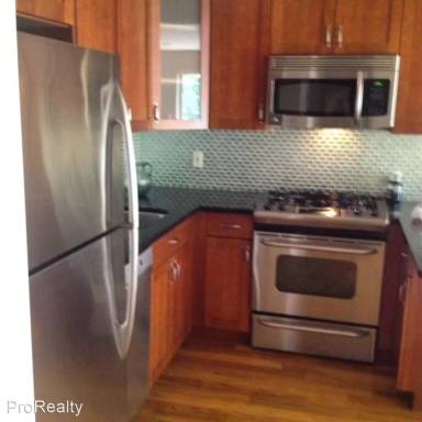 Main picture of 26 Monitor St