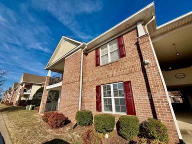 Main picture of 1800 Balmoral Dr