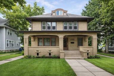 Main picture of 616 McClellan St