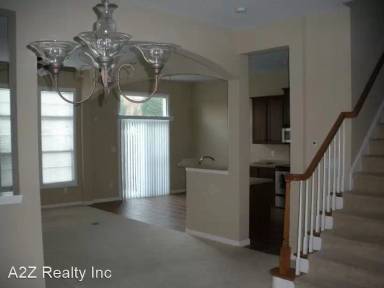 Main picture of 213 Chateau Pl