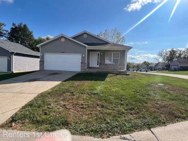 Main picture of 1942 Burlington Dr