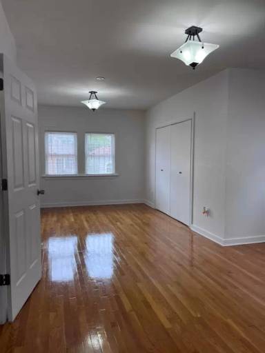 Main picture of 26 22nd St