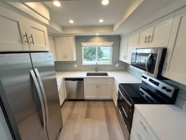 Main picture of 744 3rd St