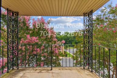 Main picture of 4735 Hedgemore Dr