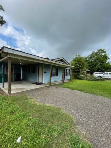 Main picture of 821 Garden Dr