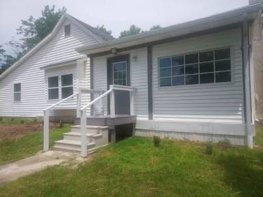 Main picture of 23059 Lange Rd