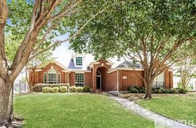Main picture of 3010 Saint Francis Dr