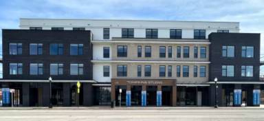 Main picture of 15 W Tompkins St