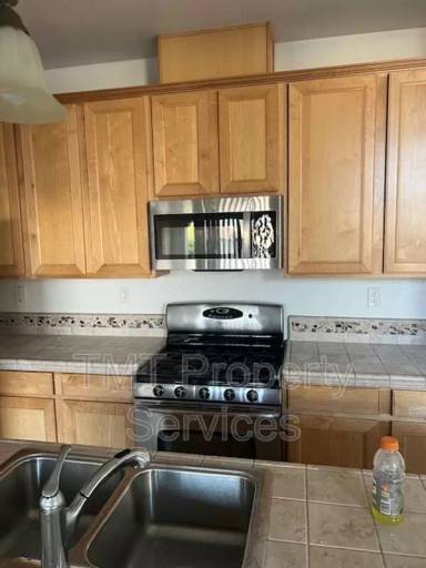 Main picture of 1201 Ferry Cir