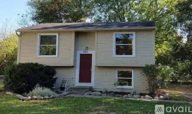 Main picture of 2165 Hemlock Dr